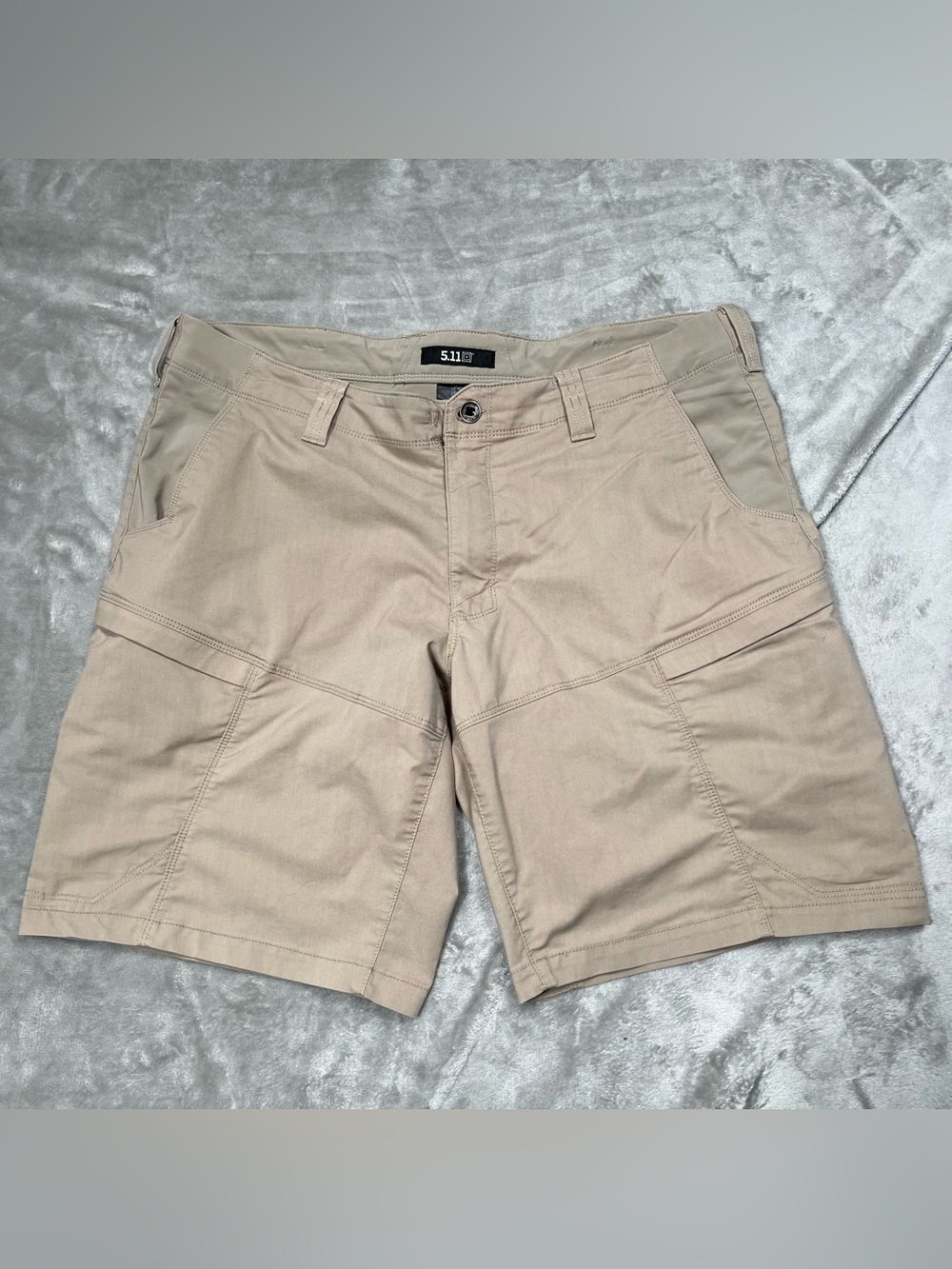 5.11 Tactical Apex Cargo Shorts Mens 40 Beige Stretch Utility Flex Tac 73334